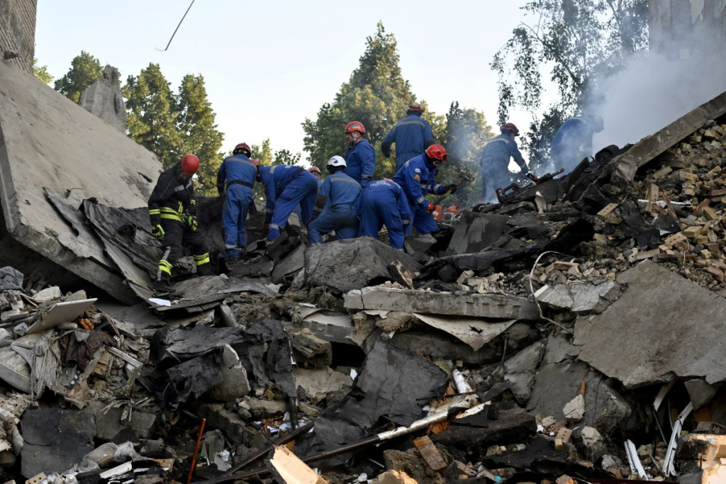 Ataques russos deixam ao menos 16 mortos em Kiev