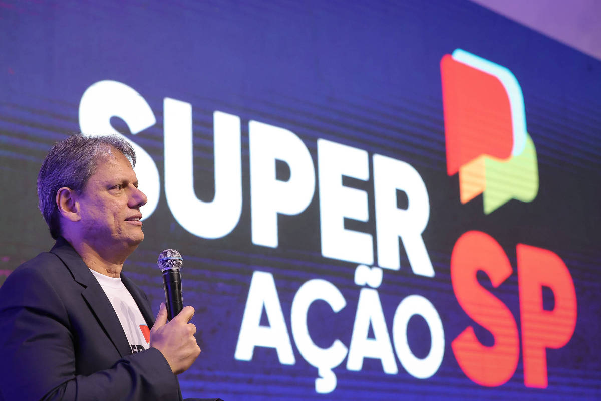 'Bolsa Família' de Tarcísio é menor que economia com corte - 18/06/2025 - Poder