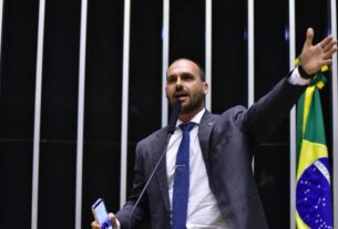 Bolsonaristas avaliam que Eduardo Bolsonaro ‘trabalha bem’ nos EUA e tem linha direta com Marco Rubio