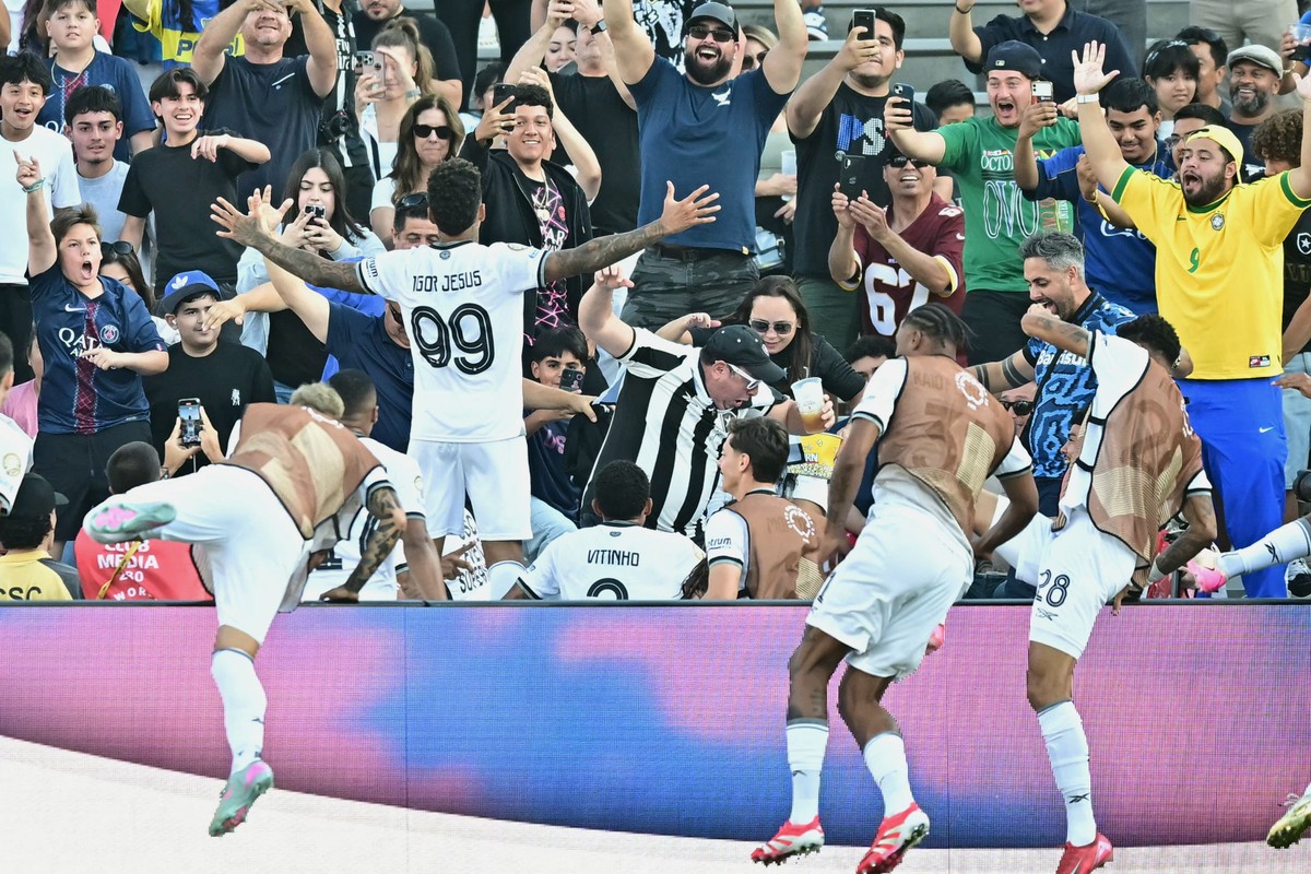 Botafogo faz jogo histórico e derrota gigante PSG no Mundial de Clubes; leia análise