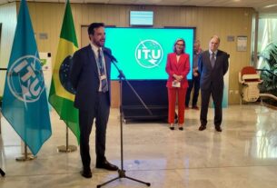 Carlos Baigorri discursa no lançamento de sua candidatura ao posto de Secretário-Geral Adjunto da UIT