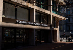 CFPB OFICIAL DESTRA com e -mail ardente