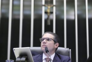Câmara derruba decretos do governo sobre IOF em nova derrota de Lula no Congresso