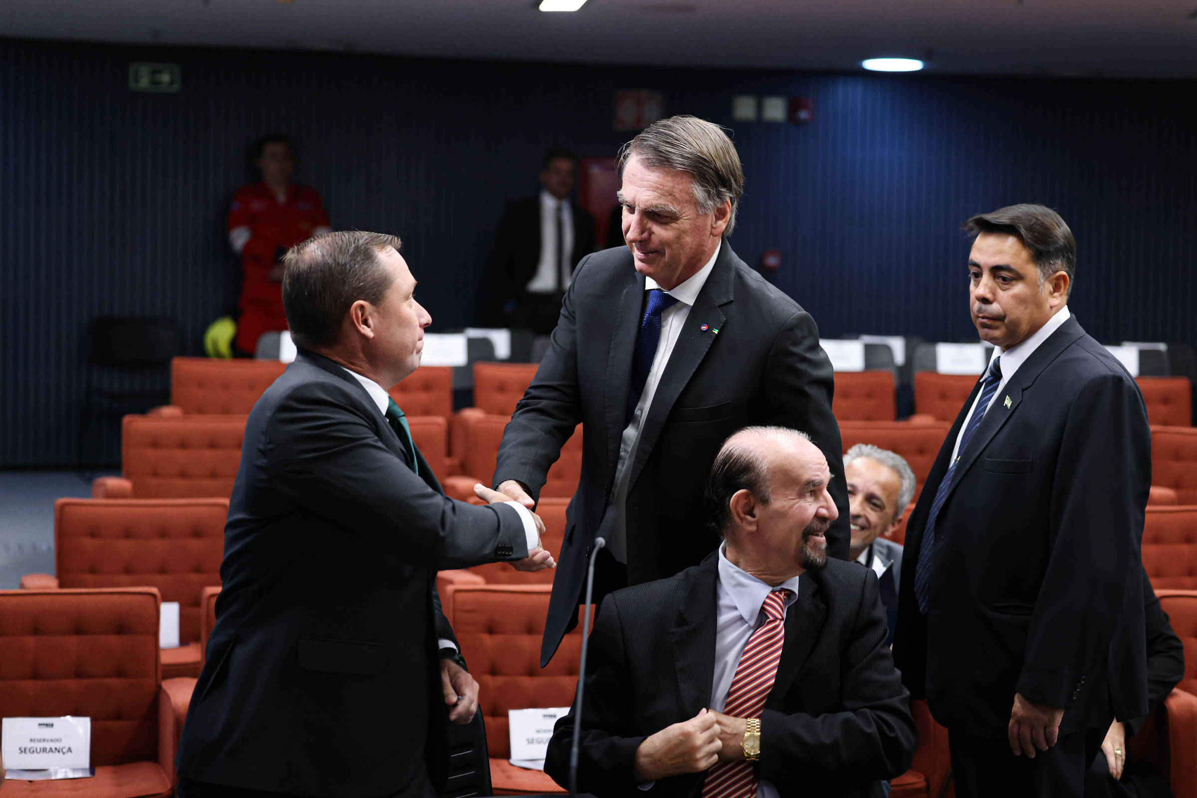 Cid tenta no STF minimizar golpismo ao destacar 'bravatas' - 09/06/2025 - Poder