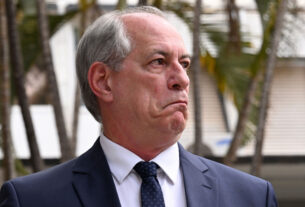 Ciro Gomes negocia volta ao PSDB para disputar governo do Ceará em 2026
