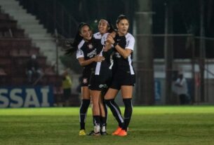 Com dois de Gabi Zanotti, Corinthians derrota AD Taubaté e mantém invencibilidade no Paulista Feminino