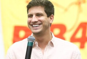 Com presença de Lula, João Campos assume presidênc...