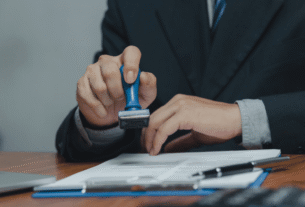 Com um passaporte, você deve poder passar férias no exterior. Não?