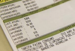 Conta de luz sobe 177% em 15 anos e fica 45% acima da inflação, aponta estudo