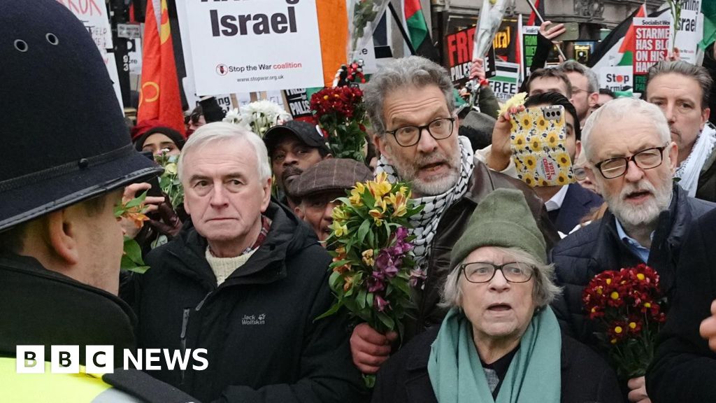 Corbyn e McDonnell para não enfrentar nenhuma ação depois de Londres Rally