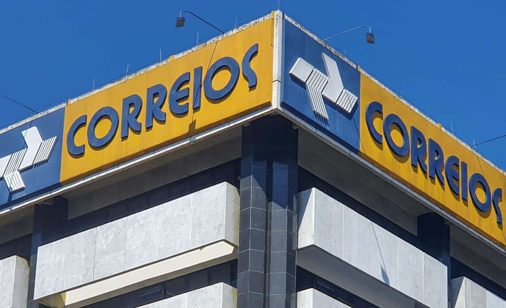 Correios anunciam vazamento de dados pessoais de usuários