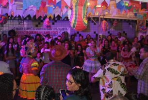 Festa junina organizada pela comunidade resiste há quase 50 anos na zona norte do Recife