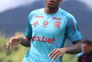 Flamengo e Federação do Equador entram em acordo e Plata retornará ao Brasil nesta semana