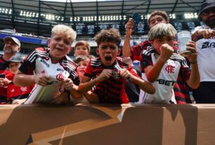 Flamengo leva mais de 54 mil torcedores ao estádio e bate recorde de público em jogos de brasileiros no Mundial da FIFA