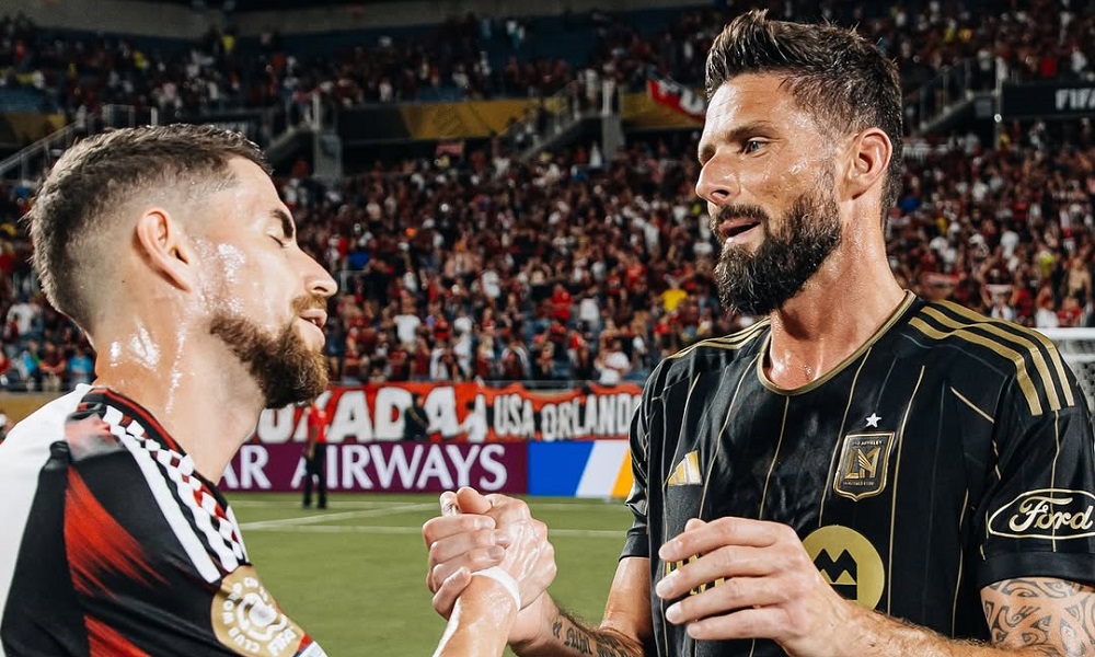 Giroud rescinde com o LAFC em comum acordo após Mundial e deve encerrar a carreira no Lille