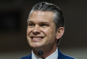 Hegseth evita confirmar plano contra Irã e diz que cabe a Trump decidir sobre guerra e paz