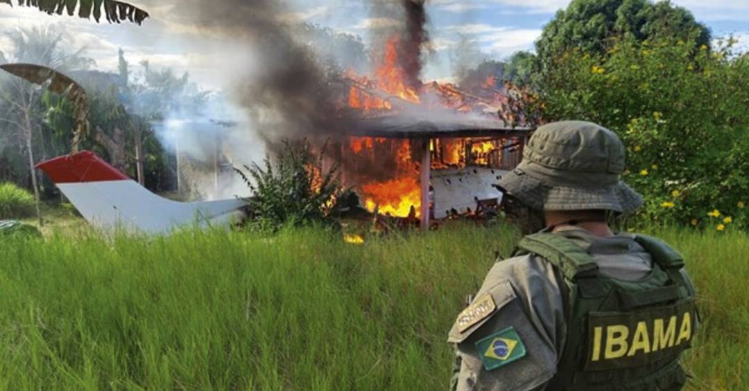 Ibama compra armas de guerra para combater o crime na Amazônia