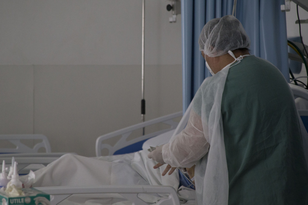 Internações por síndrome respiratória disparam em hospitais privados de SP