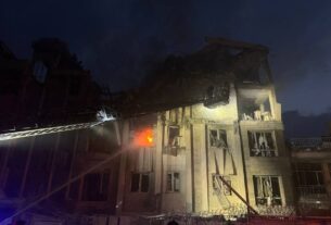 Israel alerta para mais ataques ao Irã neste sábado (14); conflito já causou 81 mortes