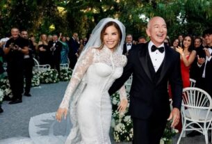 Jeff Bezos, fundador da Amazon, e Lauren Sánchez trocam alianças em Veneza