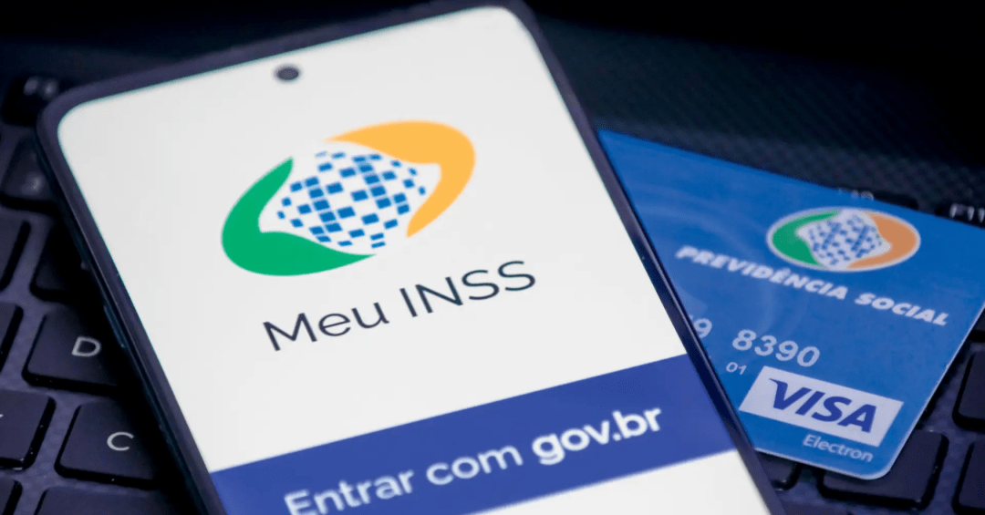Justiça bloqueia R$ 23,8 milhões de suspeitos de f...