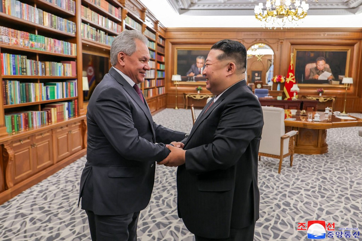 Kim promete a Coréia do Norte para o 'apoio incondicional' da guerra da Rússia na Ucrânia