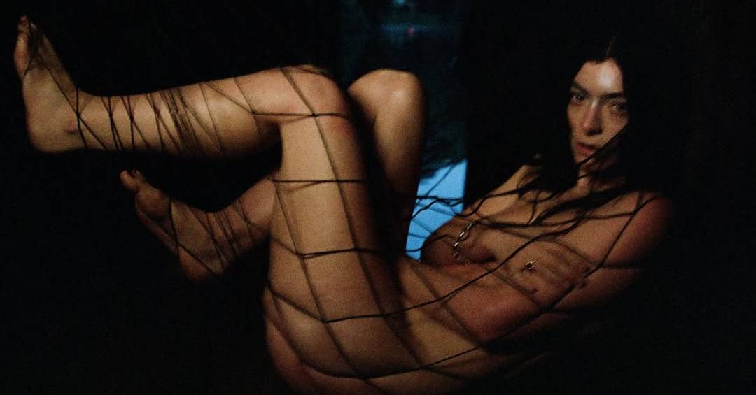 Lorde desnuda corpo e alma em ‘Virgin’, seu álbum mais revelador