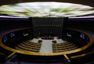 Mais deputados, menos representatividade: inflar a Câmara piora a democracia e ameaça o bolso do contribuinte