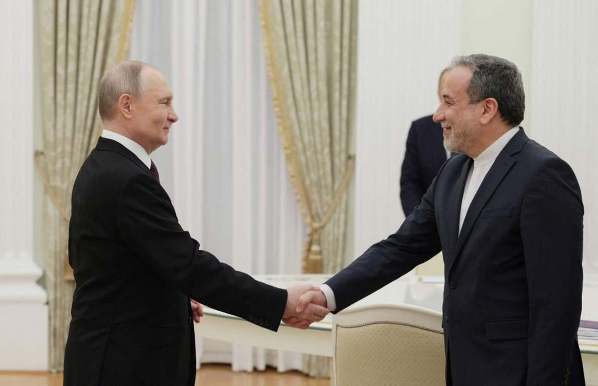 Ministro das Relações Exteriores do Irã para encontrar o aliado -chave Putin