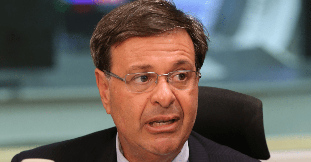 Moraes revoga prisão de Gilson Machado, ex-ministr...