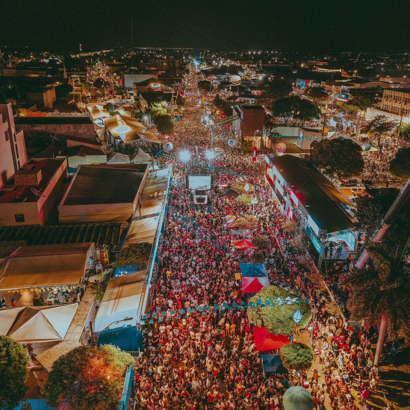 Mossoró Cidade Junina 2025: “Pingo da Mei Dia” reúne 250 mil pessoas no Corredor Cultural