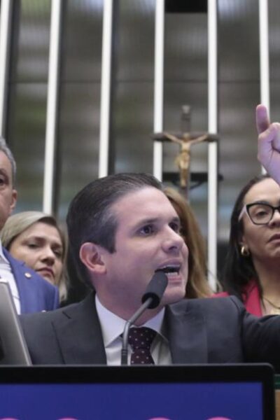 Motta ameaça pautar derrubada de decreto do IOF na terça – Brasil de Fato
