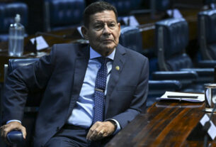 Mourão critica postura do governo Lula sobre guerra entre Israel e Irã: ‘Diplomacia seletiva’