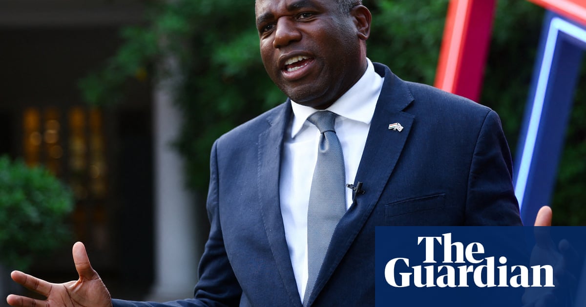 Nacionais britânicos que querem deixar Israel para receber voos para o Reino Unido, diz David Lammy | Israel
