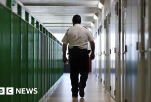 Oficiais da prisão devem estar armados, digamos conservadores
