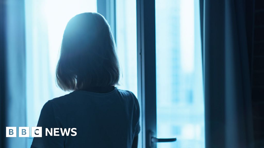 PM alertou mais financiamento necessário para combater a violência contra as mulheres