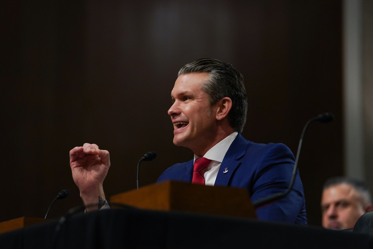 "Putin é o agressor", diz Hegseth, como os senadores o repreende