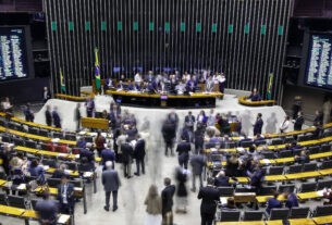 Relator: projeto que amplia deputados não tem votos - 22/06/2025 - Painel