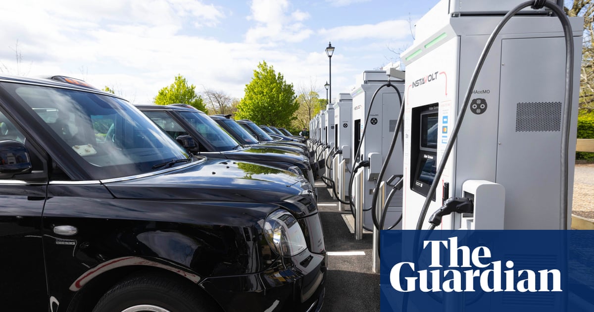 Restos trabalhistas £ 950m EV Rapid Charging Fund anunciado pela primeira vez pelos conservadores | Carros elétricos, híbridos e de baixa emissão