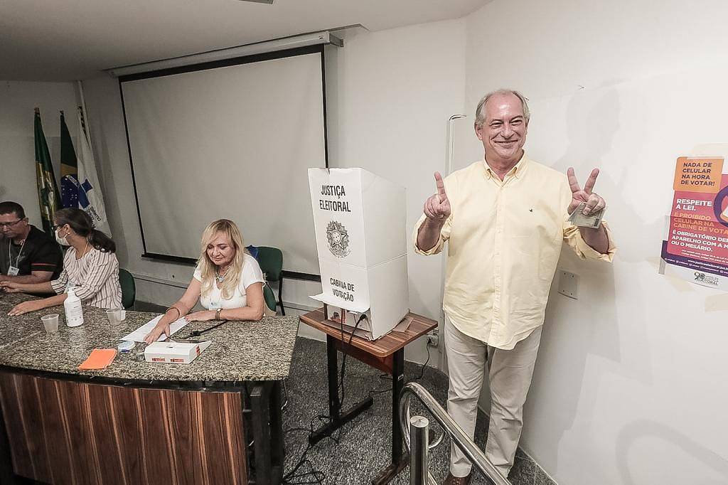 Retorno de Ciro anima tucanos com candidatura a presidente - 24/06/2025 - Painel