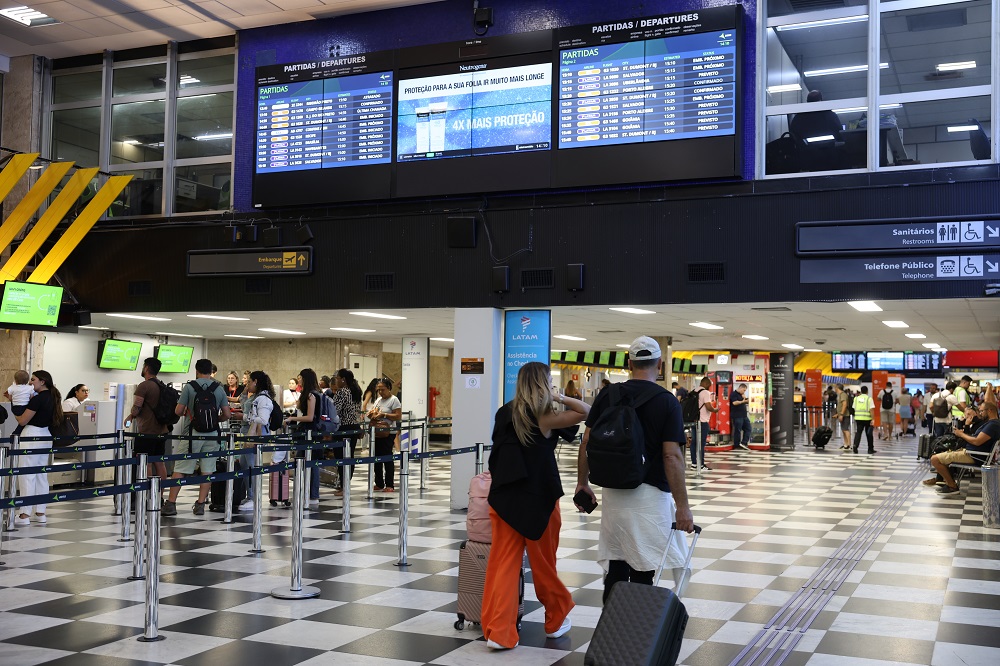 São Paulo registra primeiro saldo migratório negativo, aponta IBGE