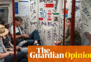 Se a Grã -Bretanha está quebrada, o que é o culpado - grande dinheiro e grande tecnologia, ou graffiti no seu trem? | Tom Whyman
