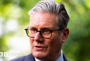 Sir Keir Starmer anuncia a investigação nacional sobre gangues de cuidados