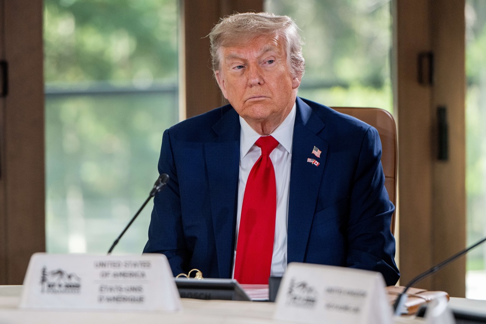 Trump diz que sua paciência com o Irã ‘já se esgotou’ e diz que avalia ataque: ‘Talvez faça, talvez não’