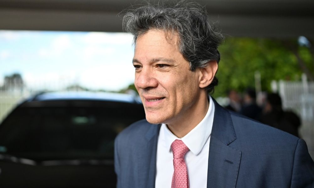 ‘Governo fará reunião no domingo com líderes sobre alternativas à alta do IOF’, diz Haddad