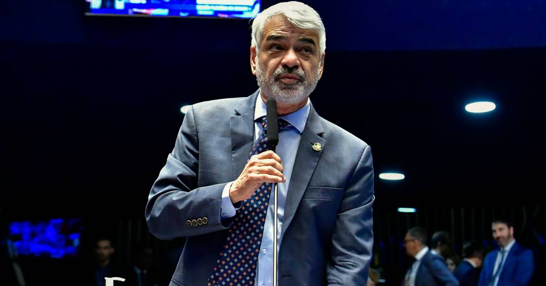 ‘Tem que pegá-la antes de chegar à Itália’, diz ch...
