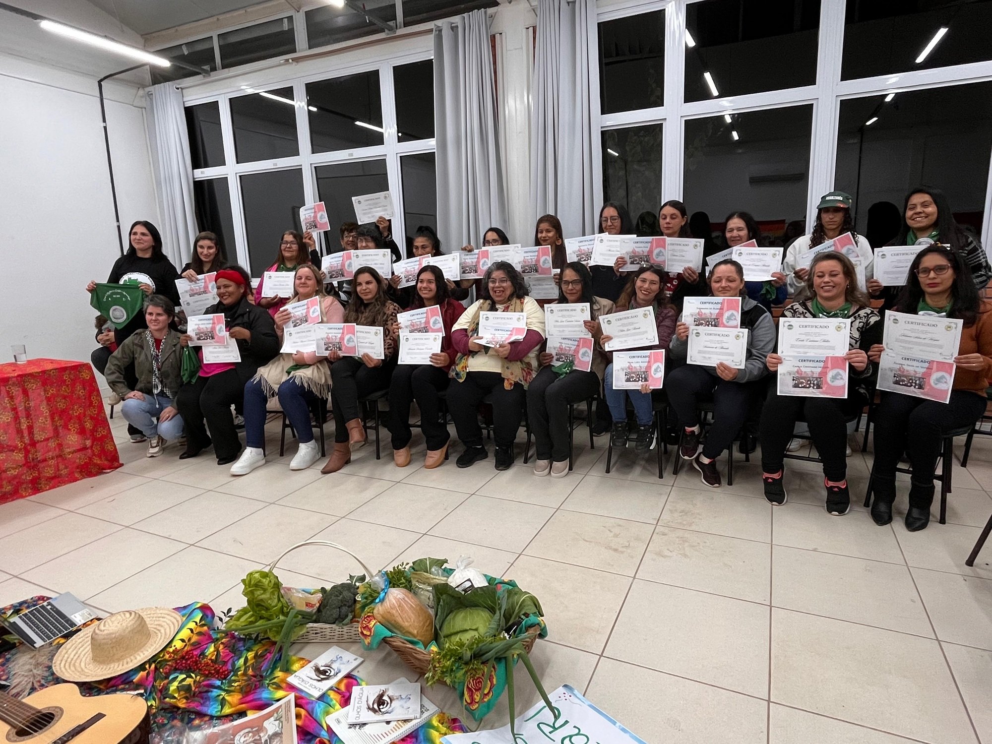 1º Curso de Gestão e Agroecologia para Mulheres do MST forma a Turma Filhas da Resistência e do Amor no RS