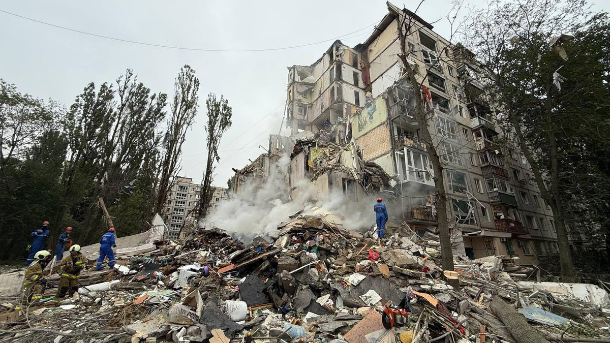 A Rússia atinge Kyiv com drones, mísseis - criança entre 6 mortos, dezenas de feridos