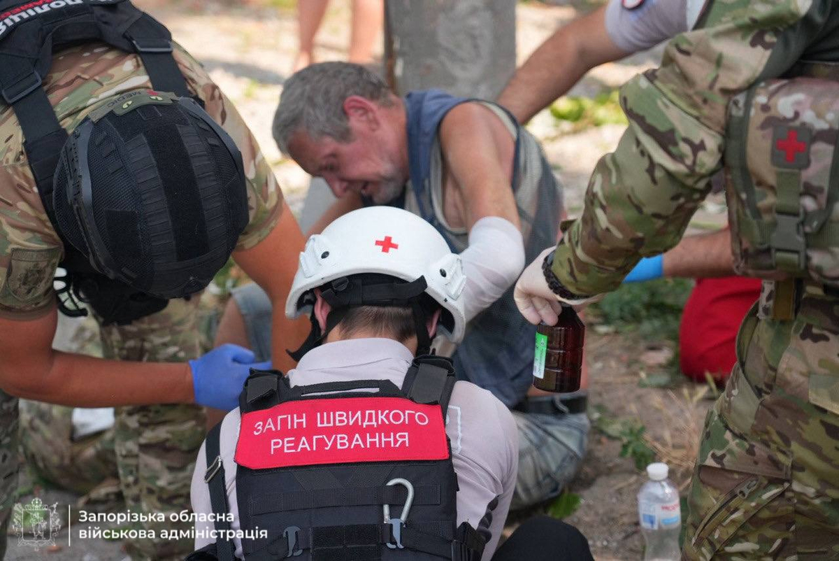 A Rússia atinge Zaporizhzhia com drones após ataques mortais durante a noite na Ucrânia