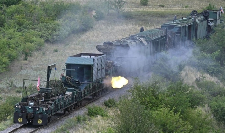 A Rússia ressuscita o conceito de trem blindado para proteger as linhas de reabastecimento